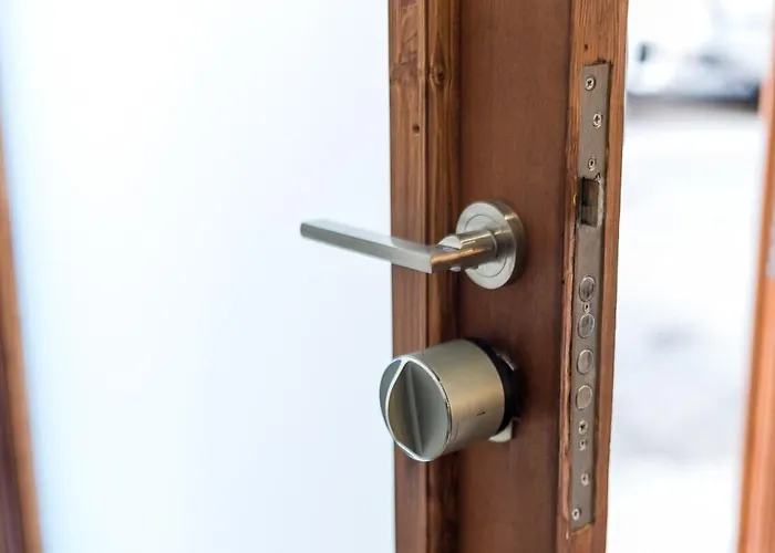 Premium By The Turia River 4