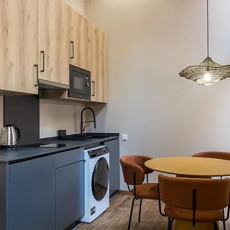 Premium By The Turia River 4