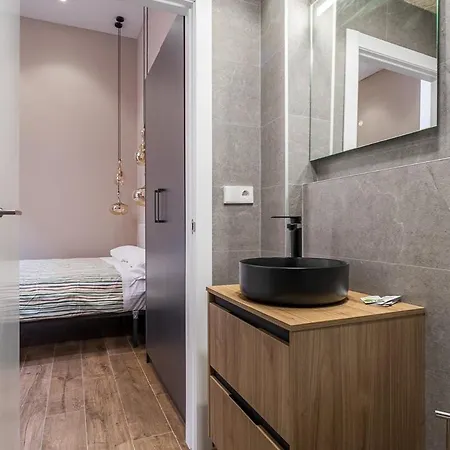 Premium By The Turia River 4